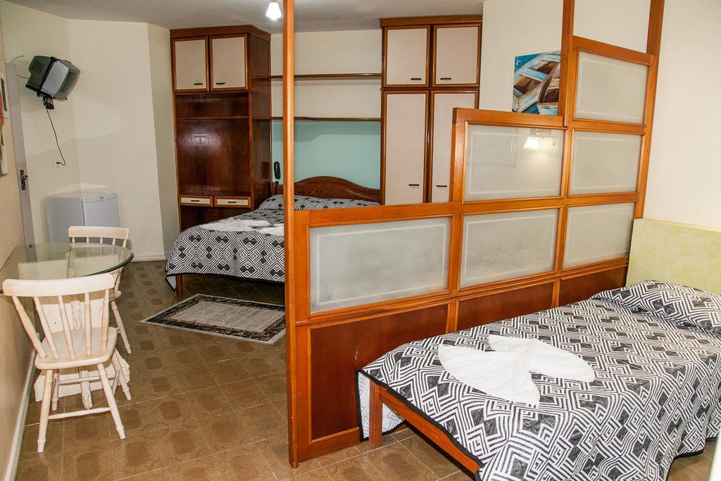 Residencial Ilha Dourada Hotel Governador Celso Ramos Quarto foto